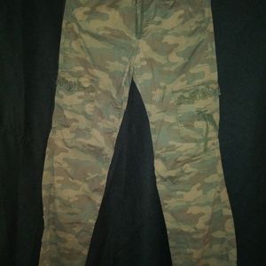 Camo drawstring pant